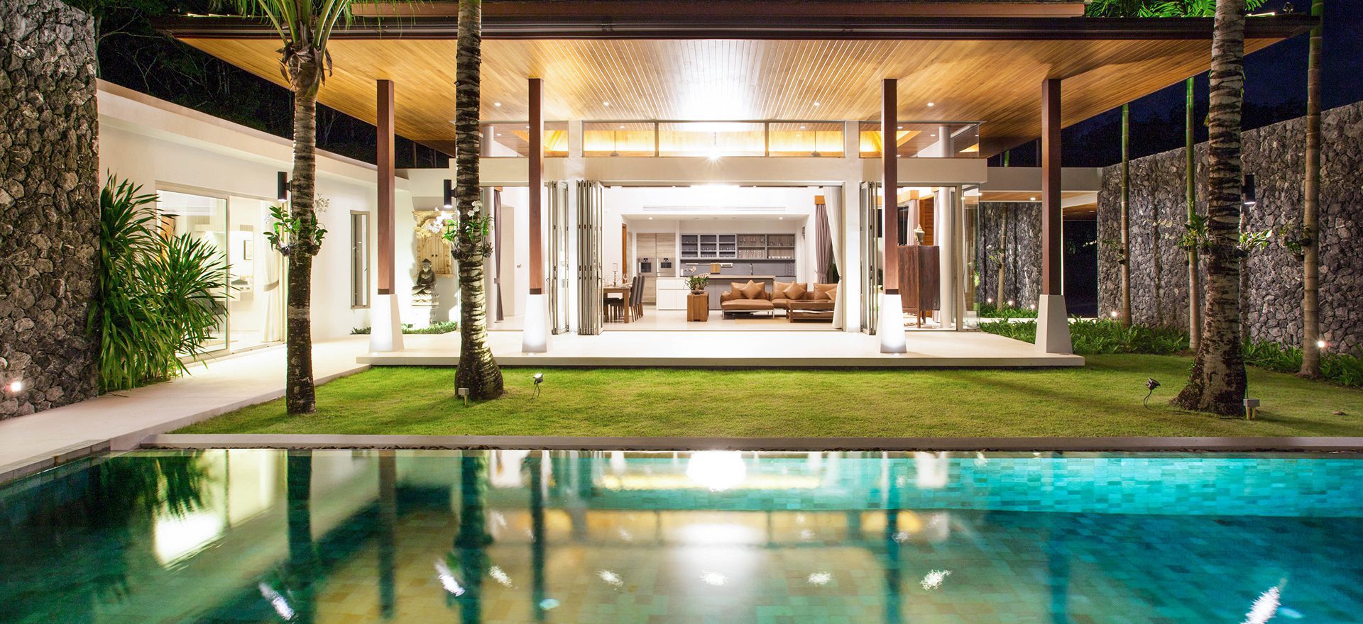 Maui Commercial Construction